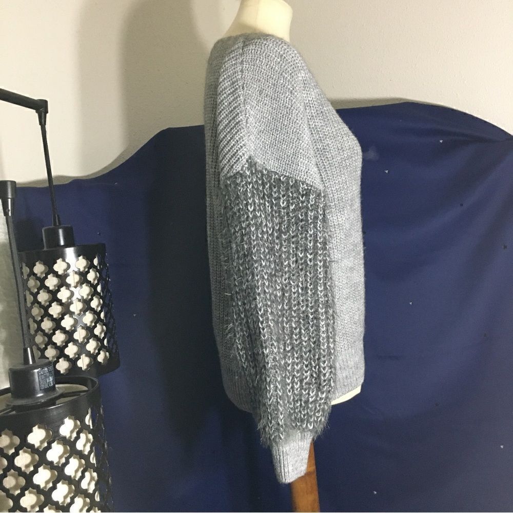 Berretti Gray Knit Sweater Top Size Small - Picture 3 of 8